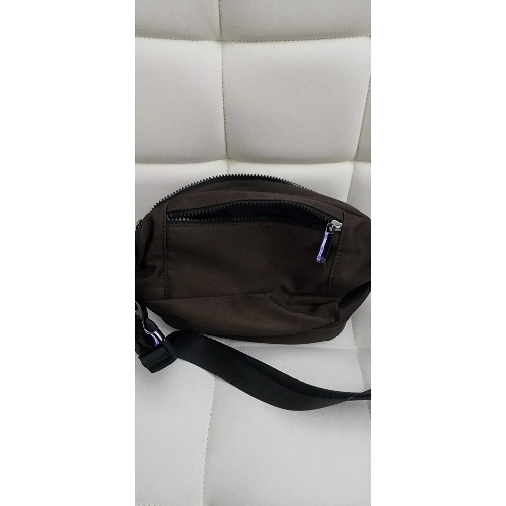 Alo Yoga Explorer Fanny Pack Espresso Brown Belt Bag Crossbody Adjustable Strap